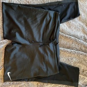 Nike Dri-fit work out leggings
